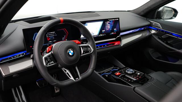 BMW M5 Touring | Ultimate Package | M Driver's Package | Stoelventilatie | Trekhaak | Bowers & Wilkins | Carbon