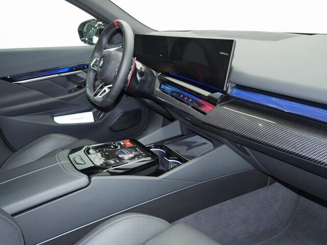 BMW M5 Touring M5 Touring | Trekhaak | Ventilatie | CoPilot | Bowers & Wilkins | M Driver's Package