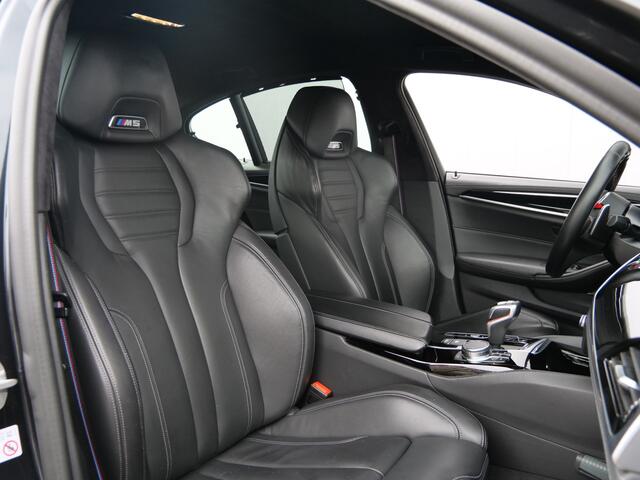 BMW M5 5-serie 600 Pk Automaat Navigatie / Leer / Camera's / Soft Close / Harman Kardon / Stoelverwarming