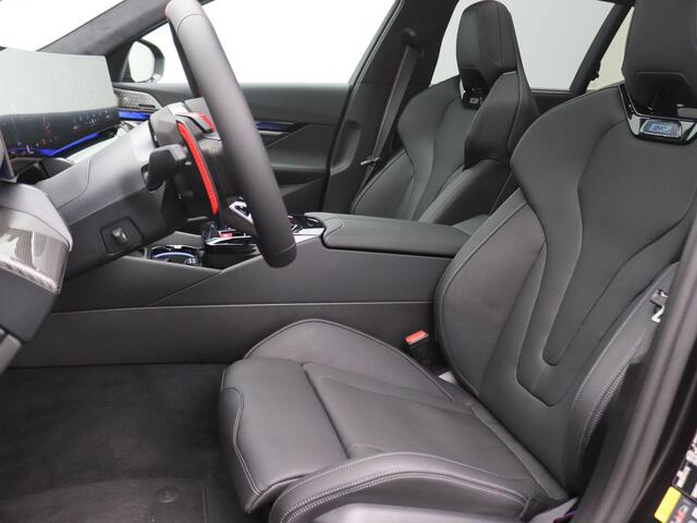 BMW M5 5-serie Touring 728PK Aut. Keramische remschijven, Panoramadak, Head-Up Display, Adaptieve Cruise Controle, Keyless, Side Assist, M-Drivers Pack, Bower&Wilkins Audio, Comfort Pack, Trekhaak, 21" LM Velgen