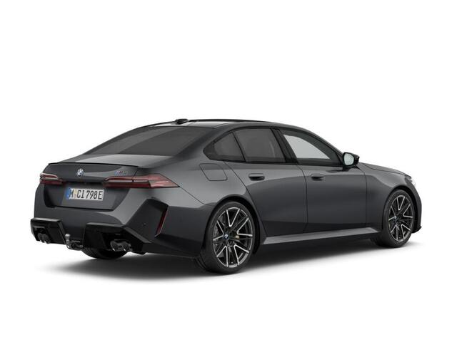 BMW M5 Sedan M Drive Professional | M Sportdifferentieel | M Driver's Pack | Comfort Pack