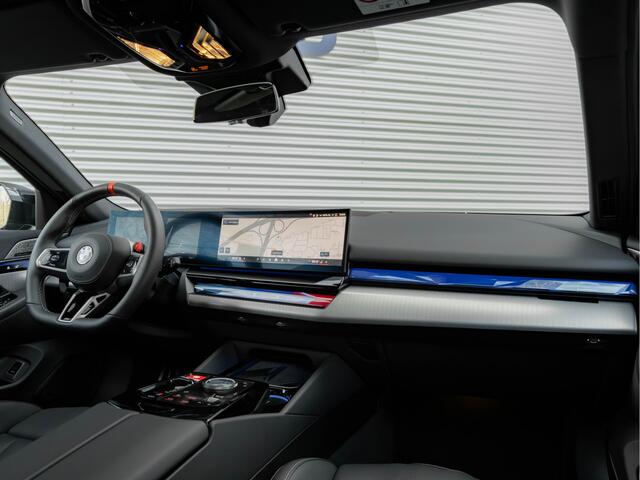 BMW M5 5-serie Touring - Pano - Bowers & Wilkins - Trekhaak - Stoelventilatie
