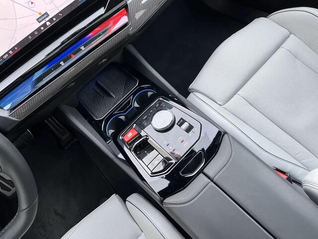 BMW M5 5 Serie V8 727 PK ACC Panoramadak Stoelkoeling Bowers Wilkins