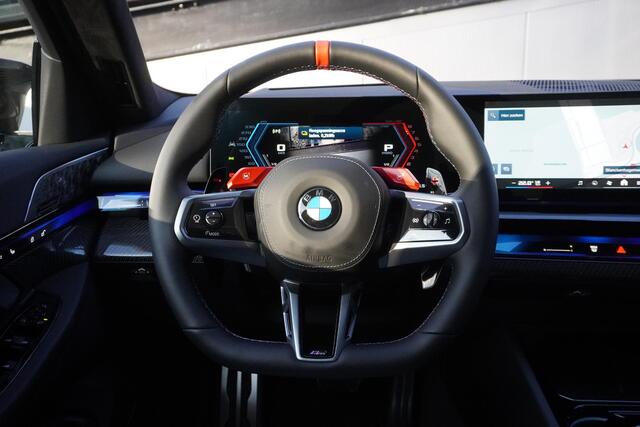 BMW M5 Sedan M Driver's Pack | M Drive Professional | Comfort Pack | Bowers & Wilkins | M Carbon-keramische remmen