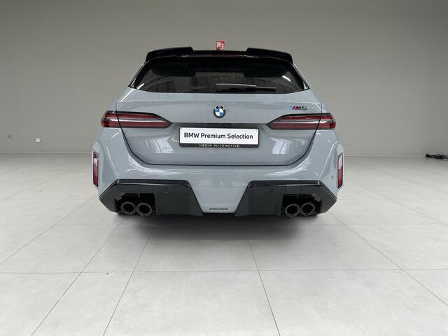 BMW M5 5-serie Touring | 2026 | M Driver's Pack | Trekhaak | Alcantara Hemel | Panorama | Driving Assistant Professional |