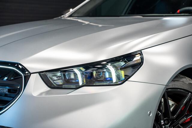 BMW M5 5-serie Touring *Bowers & Wilkins / M-Driver's Package / Stoelventilatie / Panorama / Carbon in- exterieur / Surround-View*