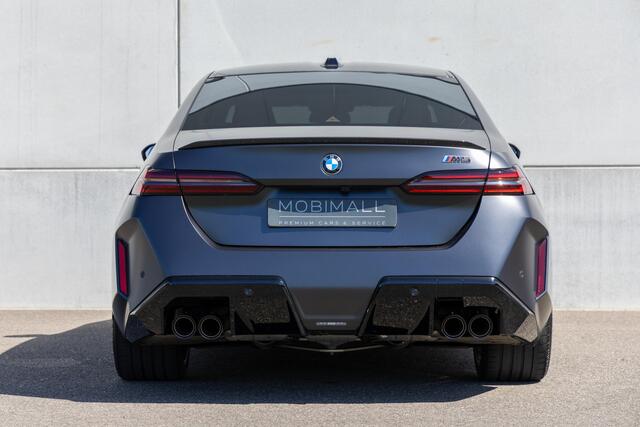 BMW M5 5-serie M exterieur Carbon Pack | Full Options | 15.000 KM | incl. 5 jaar / 100.000 km onderhoud