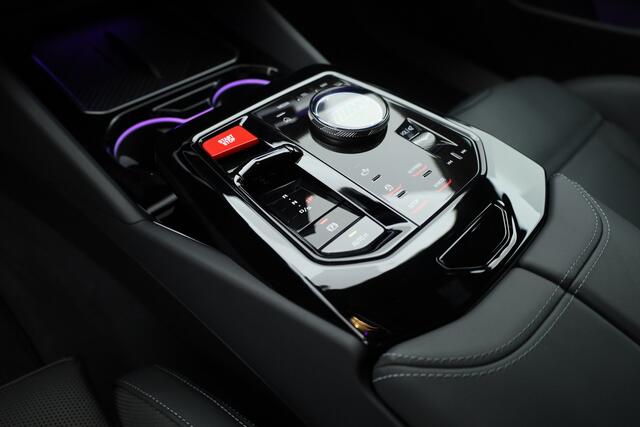 BMW M5 5-serie Touring 727pk | Rijklaar! | Ultimate Pack | Keramisch | Bowers & Wilkins | M Marina Bay | Pano | Carbon