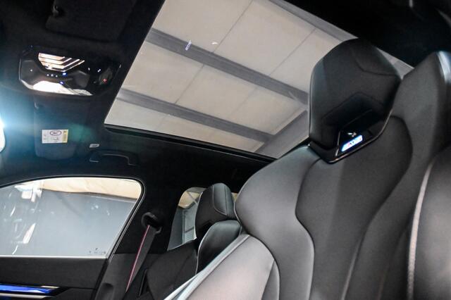 BMW M5 Touring ULTIMATE | B&W | PANO | TREKHAAK | KERAMISCH