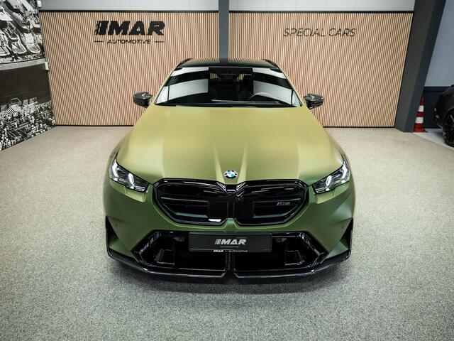 BMW M5 5-serie Touring Unieke kleur, Vossen 23/22 inch,Akrapovic, Carbon pack rondom