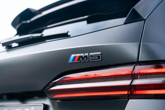 BMW M5 5-serie Touring | 950 PK | AKRAPOVIC | VOSSEN | CARBON | EVENTURI | PANORAMA | MATTE PPF |