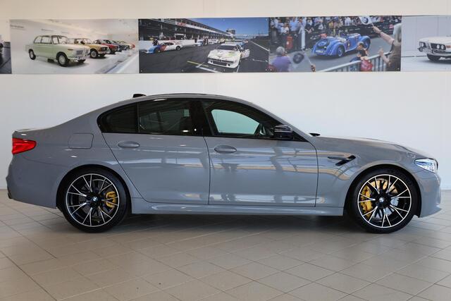 BMW M5 5 Serie Competition | M Drivers Package | M Carbon Keramische Remmen | Bowers & Wilkins High End Sound System | Driving Assistant Plus |