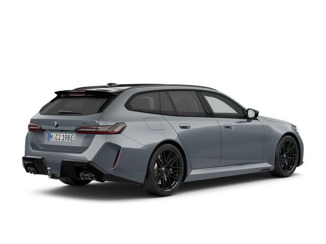 BMW M5 Touring | M Drivers Pack | Comfort Pack | Bowers & Wilkins | Panoramadak