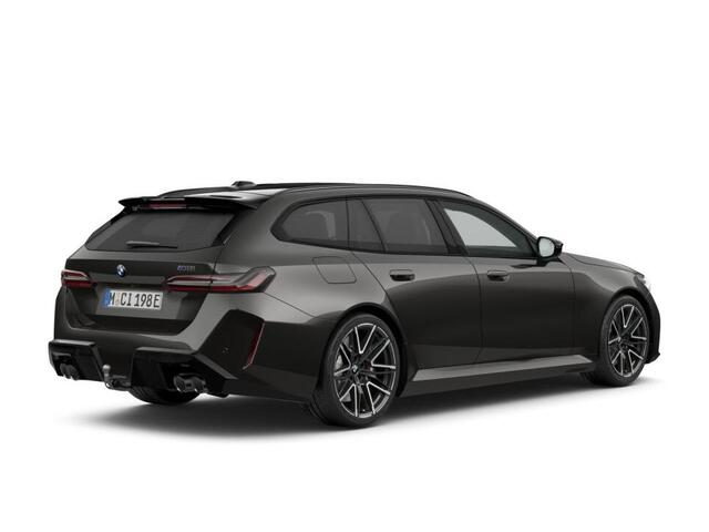 BMW M5 Touring | M Drivers Pack | Comfort Pack | Bowers & Wilkins | Panoramadak