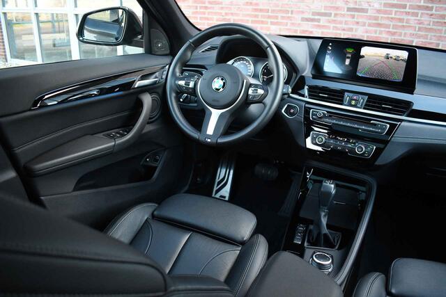 BMW X1 xDrive25e M-Sport Pano HUD ACC Camera El-Klep Stuurverw