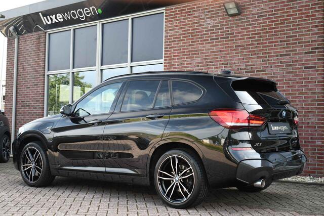 BMW X1 xDrive25e M-Sport Pano HUD ACC Camera El-Klep Stuurverw