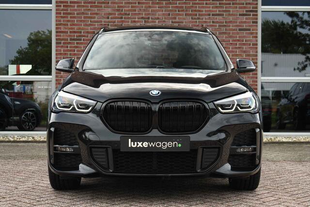 BMW X1 xDrive25e M-Sport Pano HUD ACC Camera El-Klep Stuurverw