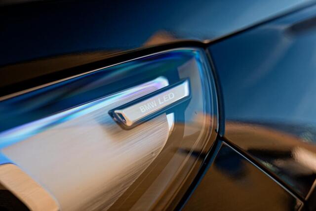 BMW X1 sDrive20i M-Sport, Panoramadak, 18" LM velgen,enz