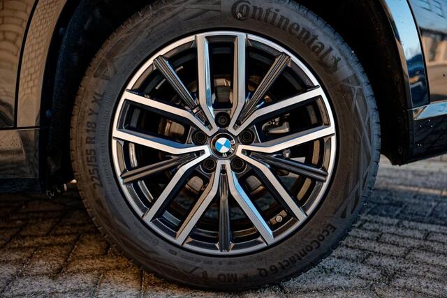 BMW X1 sDrive20i M-Sport, Panoramadak, 18" LM velgen,enz