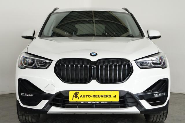 BMW X1 sDrive18i High Executive / LED / Navi / Cam / Trekhaak