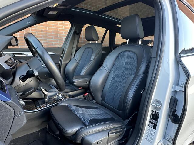 BMW X1 sDrive18i M-Sport Automaat Half leder Panorama schuifdak