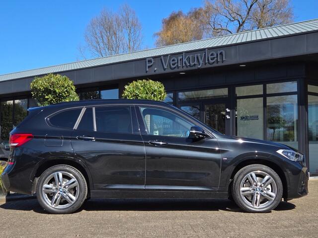 BMW X1 XDRIVE25E M SPORT I 18 INCH I SPORTSTOELEN LEDER I CAMERA I