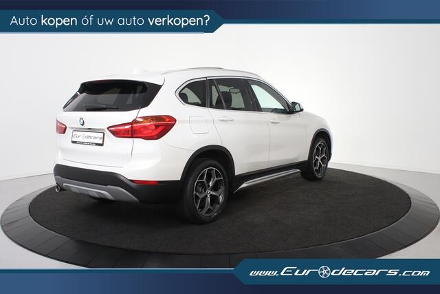 BMW X1 sDrive18i *1ste Eigenaar*Leer*Navigatie*HUD*Panoramadak*