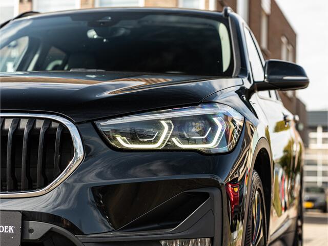 BMW X1 xDrive25e High Executive CAMERA HUD LED 18 INCH LEDER PRIVACY GLASS