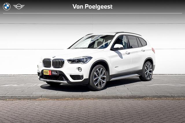 BMW X1 xDrive20i xLine | High Executive | Trekhaak | Achteruitrijcamera | Panoramadak