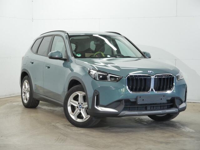 BMW X1 xDrive25e | Panorama | Trekhaak | Elec. Verstelb. Stoelen | Driv. Ass. Plus | Head Up | Harman Kardon