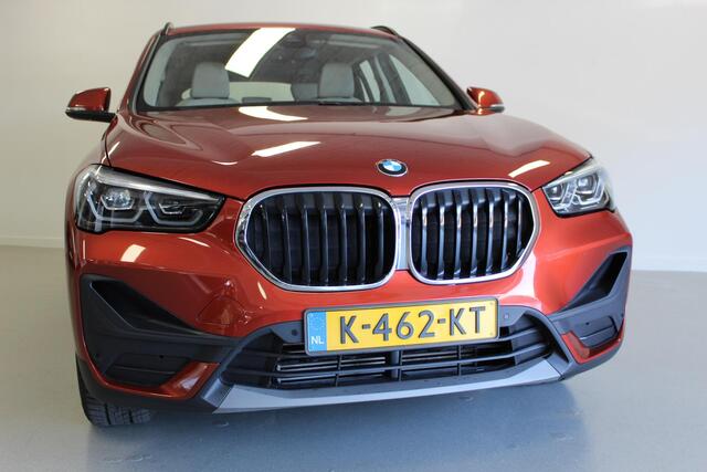 BMW X1 sDrive16d Executive Edition | NL-AUTO+N.A.P! | LED | GROOT-NAVI | CLIMA | E-KLEP | CRUISE | PDC-V/A | DAB |