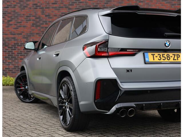 BMW X1 23i x-Drive *Pano*M-Sport*Head-Up*Uniek!*