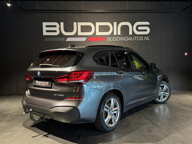BMW X1 xDrive25e High Exe | Pano | Trekhaak