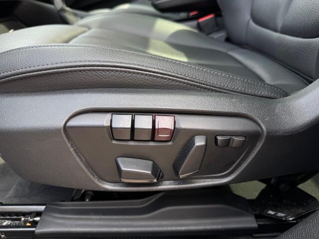 BMW X1 xDrive25e High Exe | Pano | Trekhaak | Adap Cruise