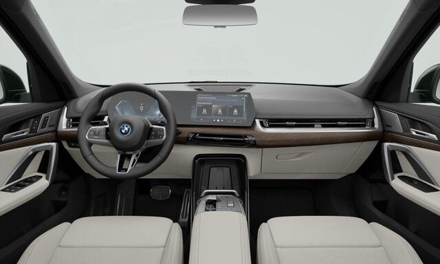 BMW X1 xDrive25e | M Sportpakket | Premium Pack | Comfort Pack | Travel Pack