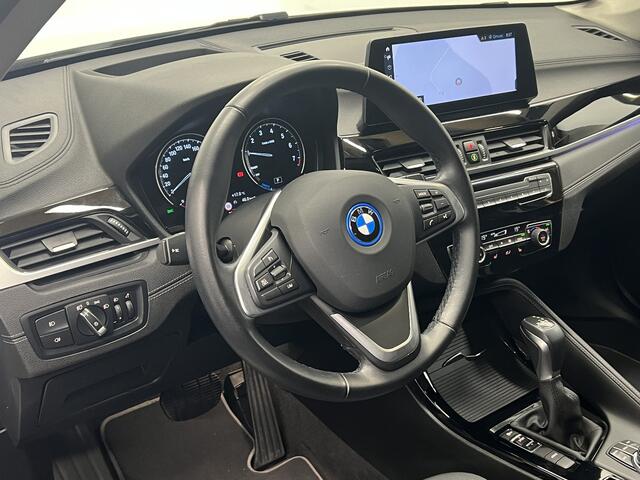 BMW X1 xDrive25e | NAVI | CRUISE CONTROL | PARKEERSENSOREN |