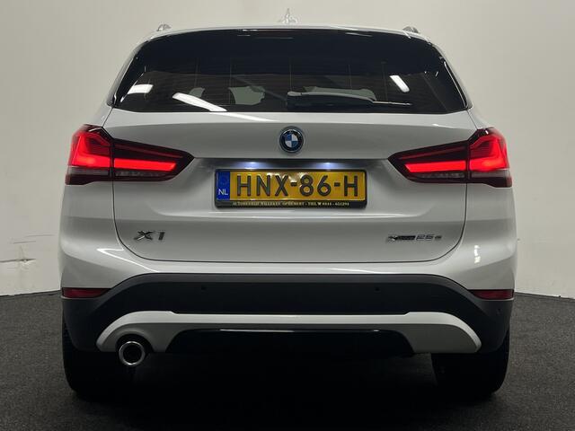 BMW X1 xDrive25e | NAVI | CRUISE CONTROL | PARKEERSENSOREN |