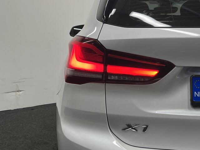 BMW X1 xDrive25e | NAVI | CRUISE CONTROL | PARKEERSENSOREN |
