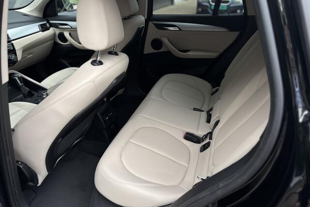BMW X1 xDrive25e | Achteruitrijcamera | PDC V+A | Adaptive Led | Elektrische Klep
