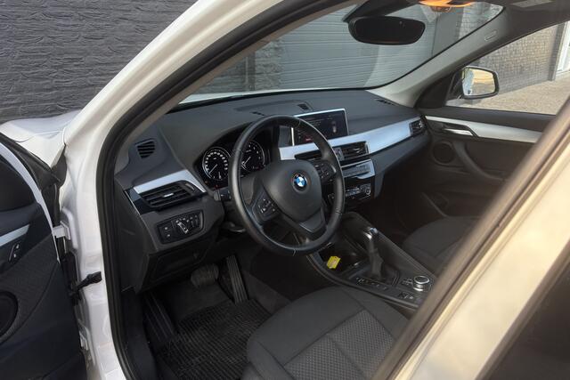 BMW X1 xDrive25e | Elektrische Klep | Apple Carplay | PDC V+A | Privacy Glas