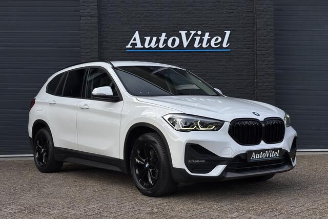 BMW X1 xDrive25e | Elektrische Klep | Apple Carplay | PDC V+A | Privacy Glas