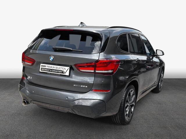 BMW X1 xDrive25e M-SPORT ** LED, NAVI+, HALF-LEDER, HiFi, TREKH, HuD, 19-inch LMV, ** 1e EIG - UNFALLFREI **