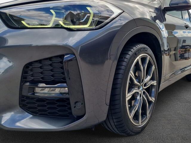 BMW X1 xDrive25e M-SPORT ** LED, NAVI+, HALF-LEDER, HiFi, TREKH, HuD, 19-inch LMV, ** 1e EIG - UNFALLFREI **