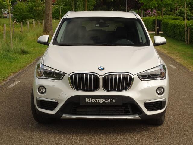 BMW X1 sDrive20i Executive | Parelmoer | Trekhk. | Keyless entry | Stoelverw. | X-line | 192PK