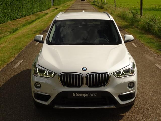 BMW X1 sDrive20i Executive | Parelmoer | Trekhk. | Keyless entry | Stoelverw. | X-line | 192PK