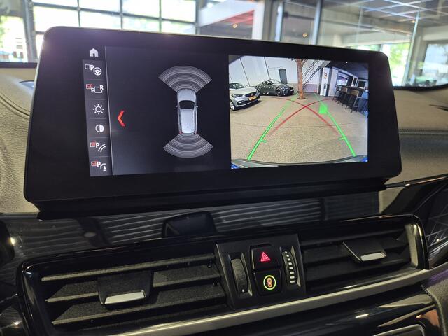 BMW X1 xDrive25e High Executive Panorama | HUD | Leder | Camera | Navigatie