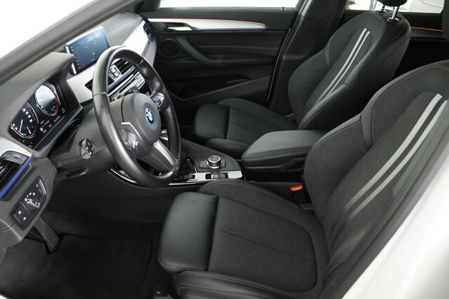 BMW X1 xDrive25e M-Sport / LED / ACC / Navi / DAB / Clima