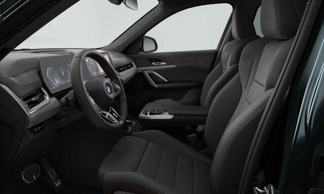 BMW X1 sDrive18i M Sport | Fabrieksgarantie