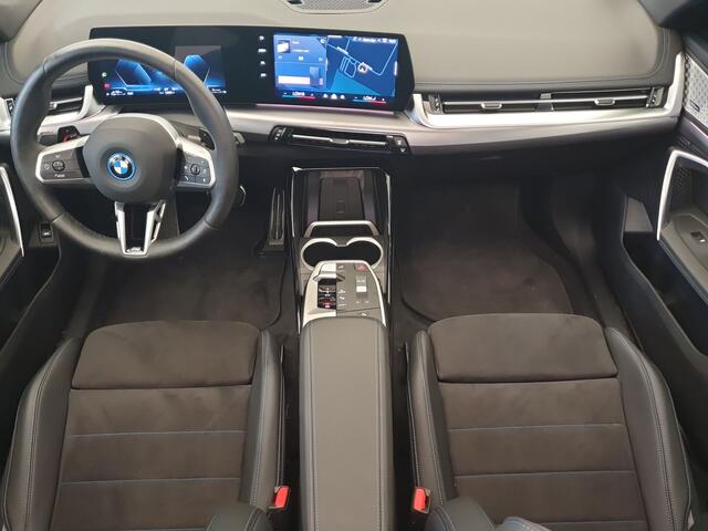 BMW X1 xDrive30e M-Sport Wegklapbare trekhaak, Panoramadak, Harman Kardon