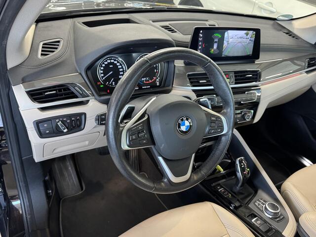 BMW X1 sDrive20i High Executive Edition | Pano | Navigatie | LED | Airco-Ecc | LM-Velgen |Stoelverwarming | Camera | ( Vestiging - Nieuwegein )